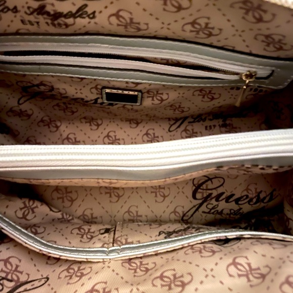 Guess Iridescent Bag NWT - Picture 6 of 9